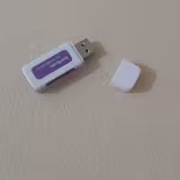 رم ریدر کیفیت عای مناسب برای انواع کارت حافظه رنگ سفید بنفش در اکسسوری و لوازم جانبی عطائی