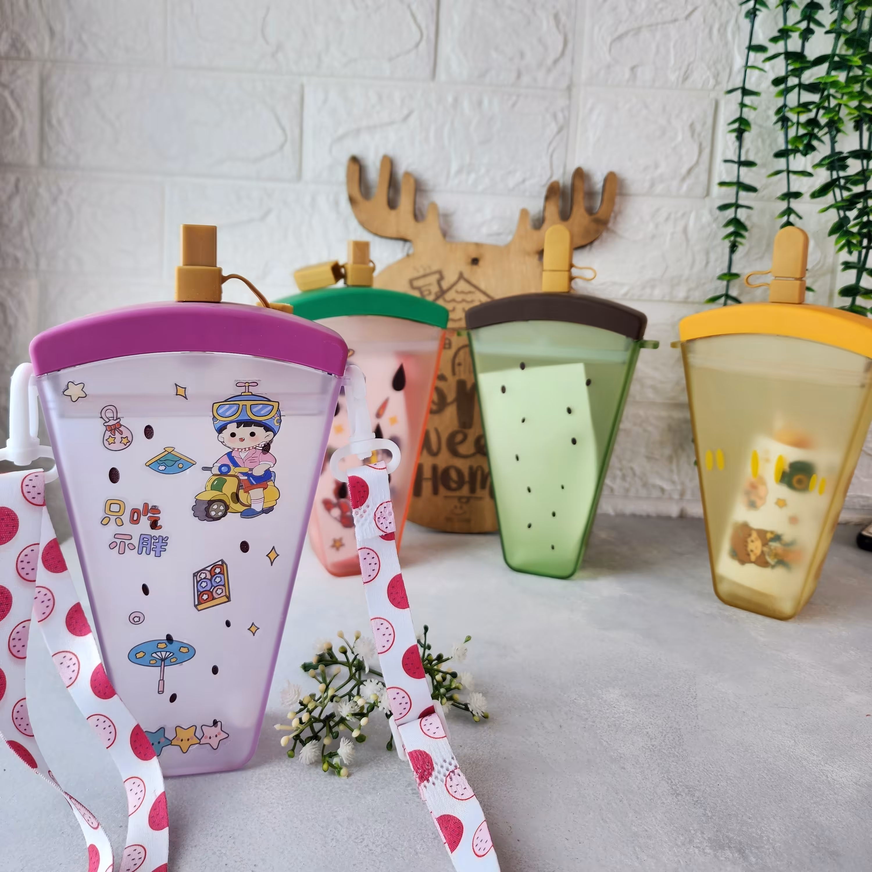 قمقمه اسموتی طرح بستنی