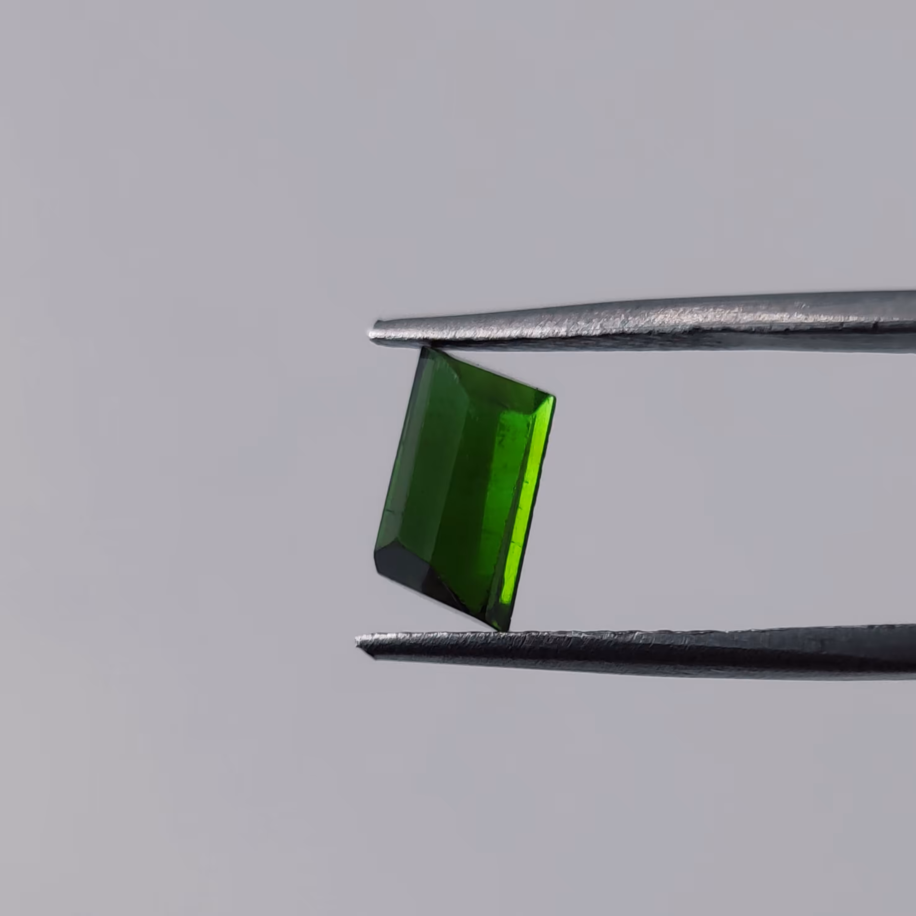 بلور کریستالی تورمالین سبز (گرین) معدنی          