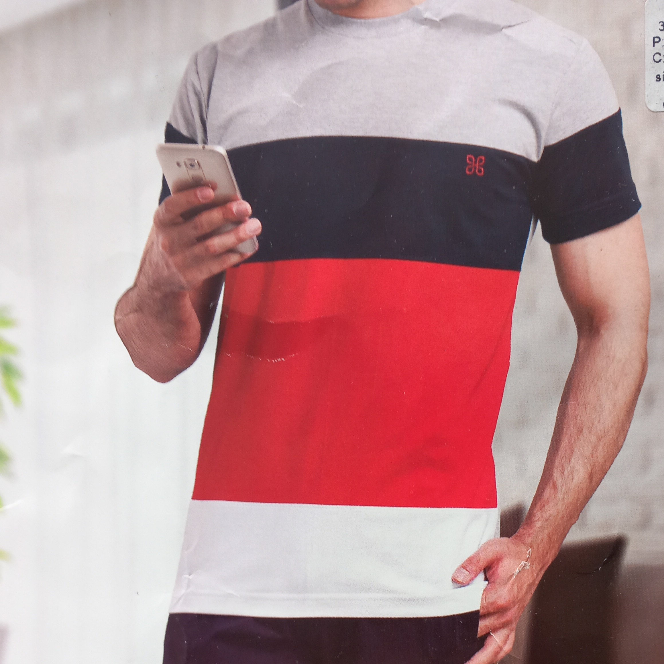 تیشرت شلوار  شیک با کیفیت عالی و تن خور زیبا برای آقاپسرهای خوش پوش سایزبندی M و XXL