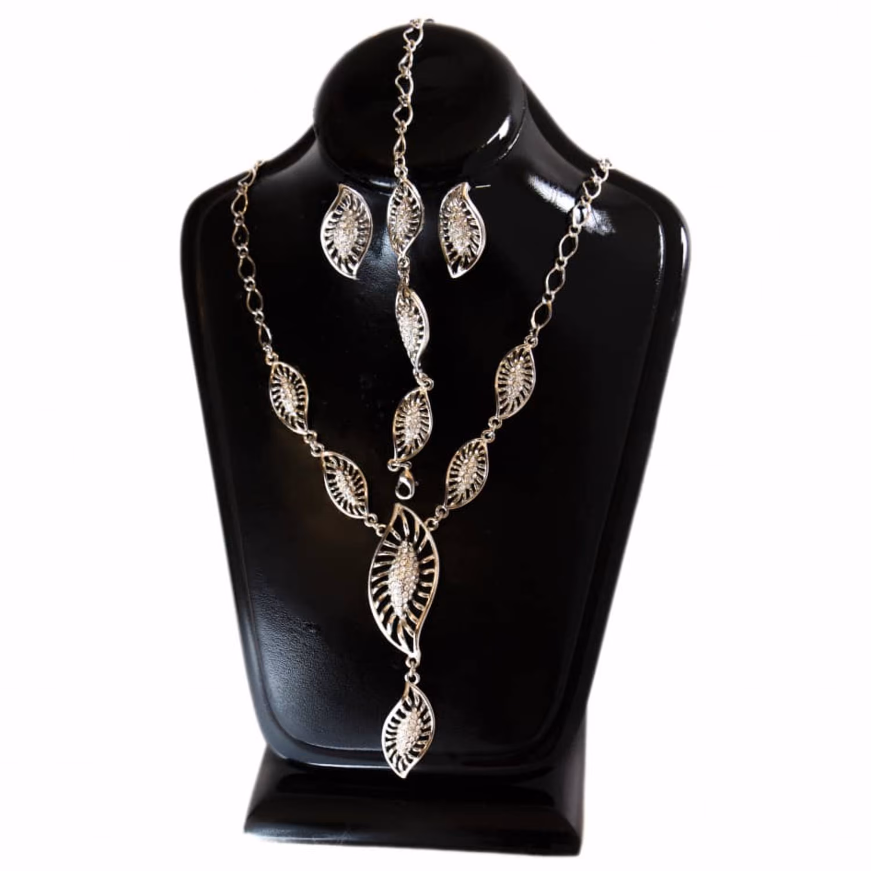 سرویس بدلیجات زنانه نقره ای آبکاری رادیوم 