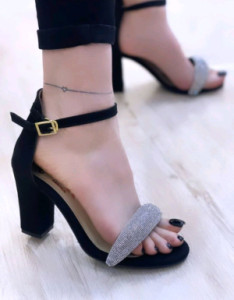 صندل پاشنه دار