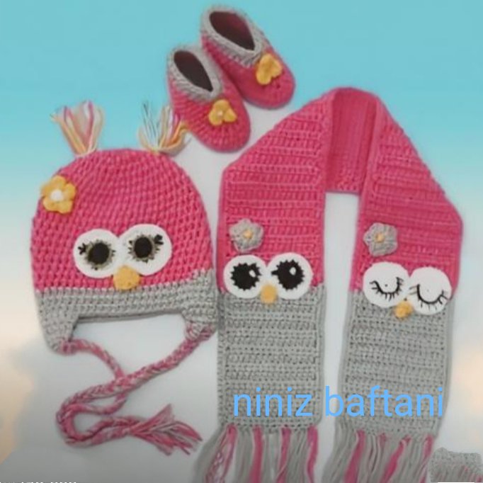 کلاه و پاپوش و شال گردن نی نیزبافت برای سیسمونی کودک زیر یکسال سال