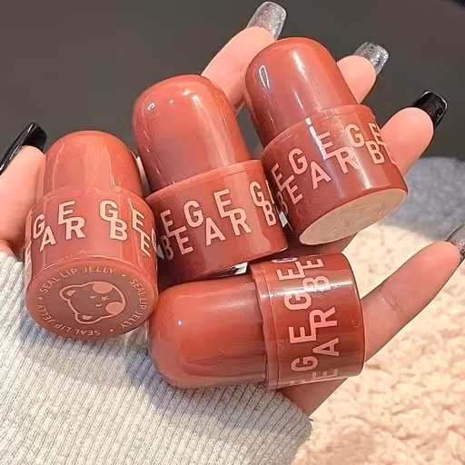 رژ لب خیس کره ای اورجینال بلوطی تدی خرسی آبرسال لب نرم کننده لبها بالم لب بلوط فانتزی کیوت پینترستی گوگولی