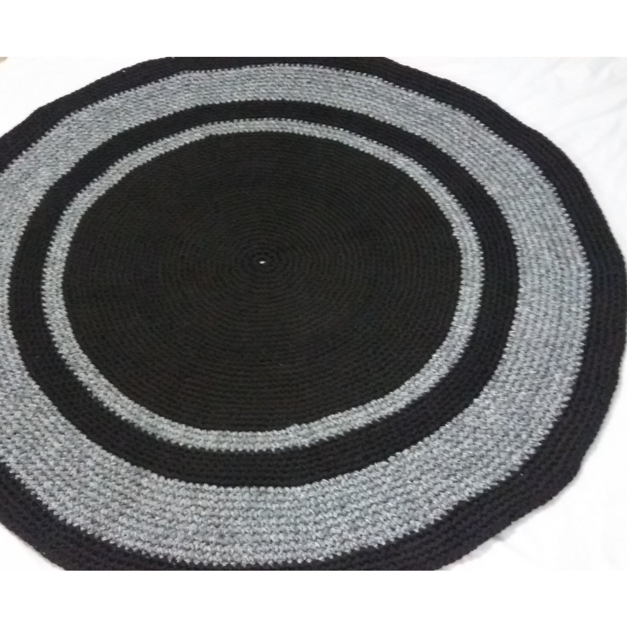 فرش دست بافت طرح دایره