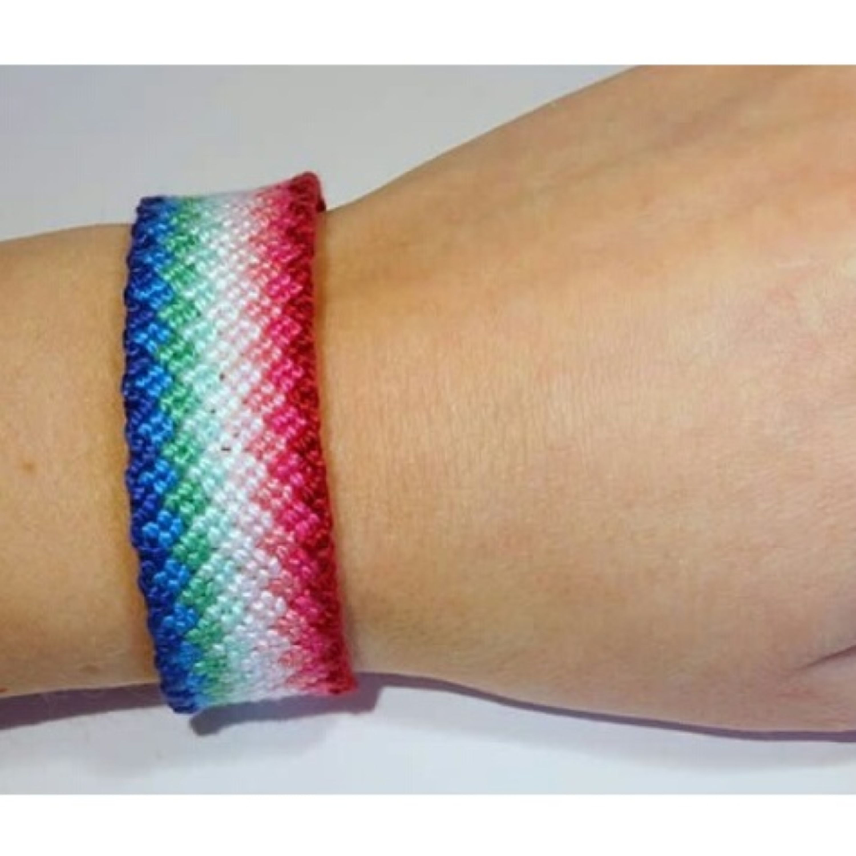 دستبند دوستی طرح چارخونه کد 87