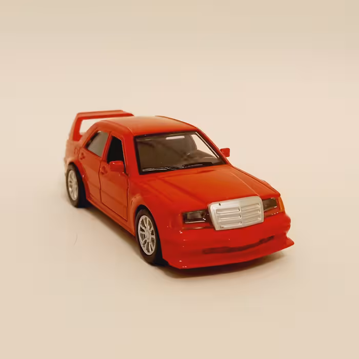 ماکت ماشین مرسدس بنز موزیکال عقبکش رنگ قرمز طول 12 سانتی نتر