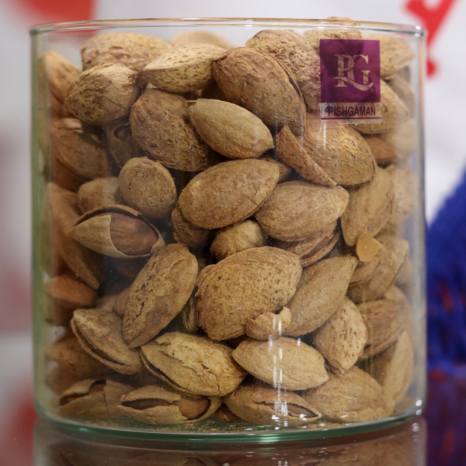 بادام کاغذی خام(1کیلو)