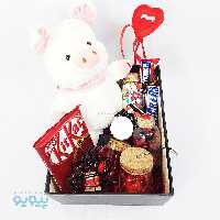 پکیج کادویی ولنتاین با عروسک خوک تپل دستمال گردنی 26 سانتی متری