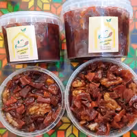 مربا به خانگی با مغز گردوی فراوان 