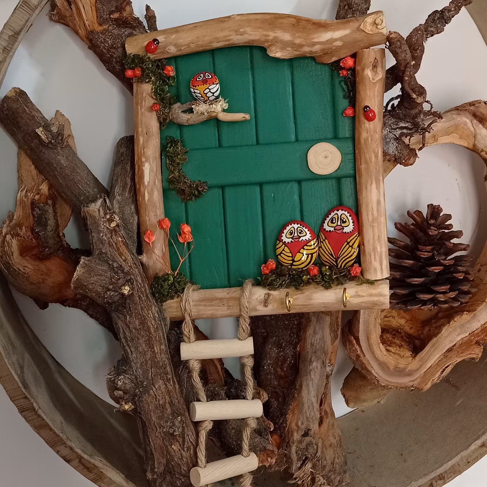 جاکلیدی چوبی و سنگی