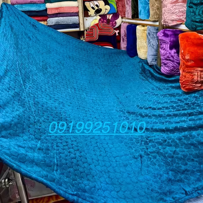 پتوی دونفره سروین مسافرتی نرمینه ساکدار بسیار لطیف و نرم با تراکم بالا کد 21 رنگ سبزه کله غازی 