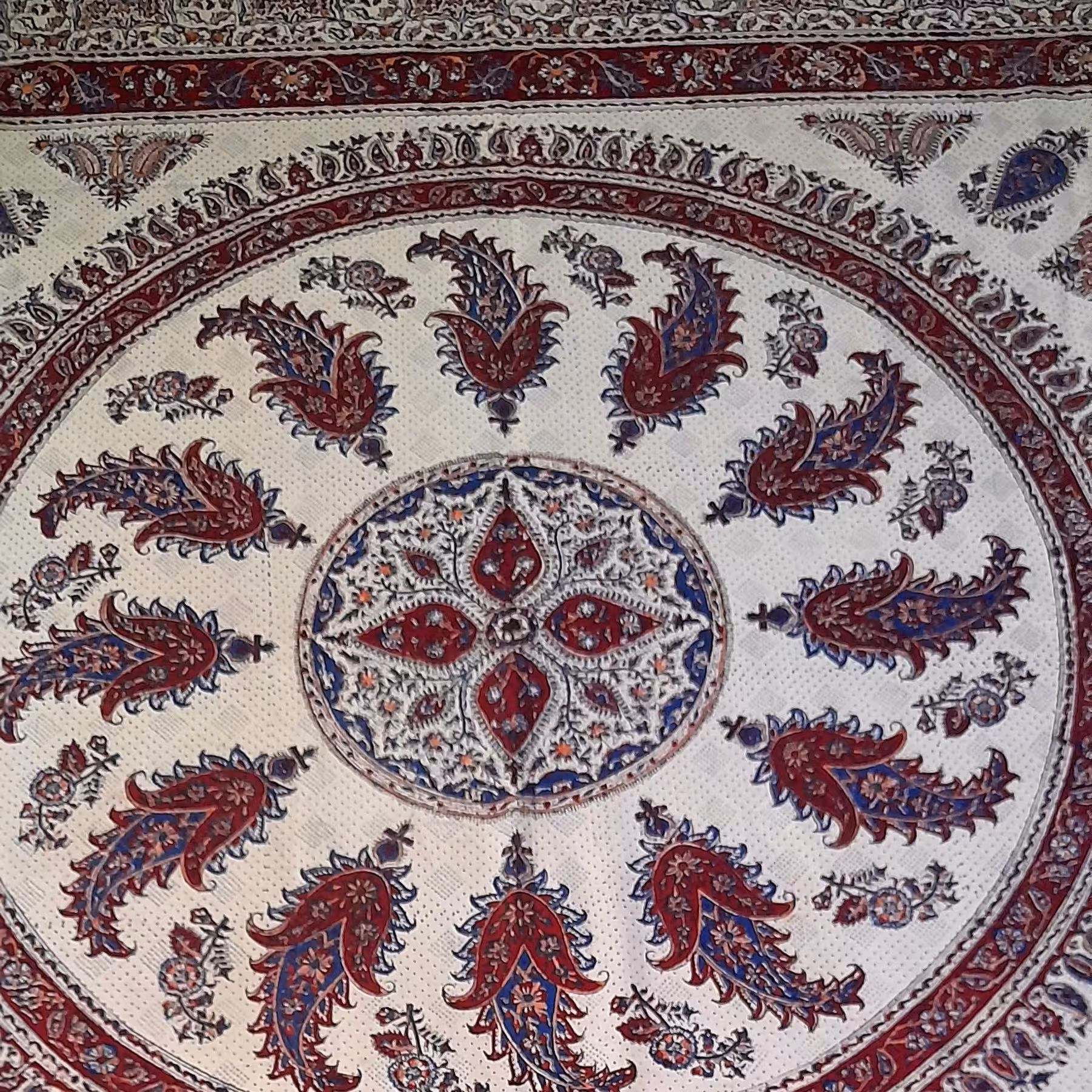 سفره وروتختی قلمکار 2در 2 متر 