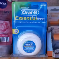 نخ دندا ن Oral B اصل فنلاند