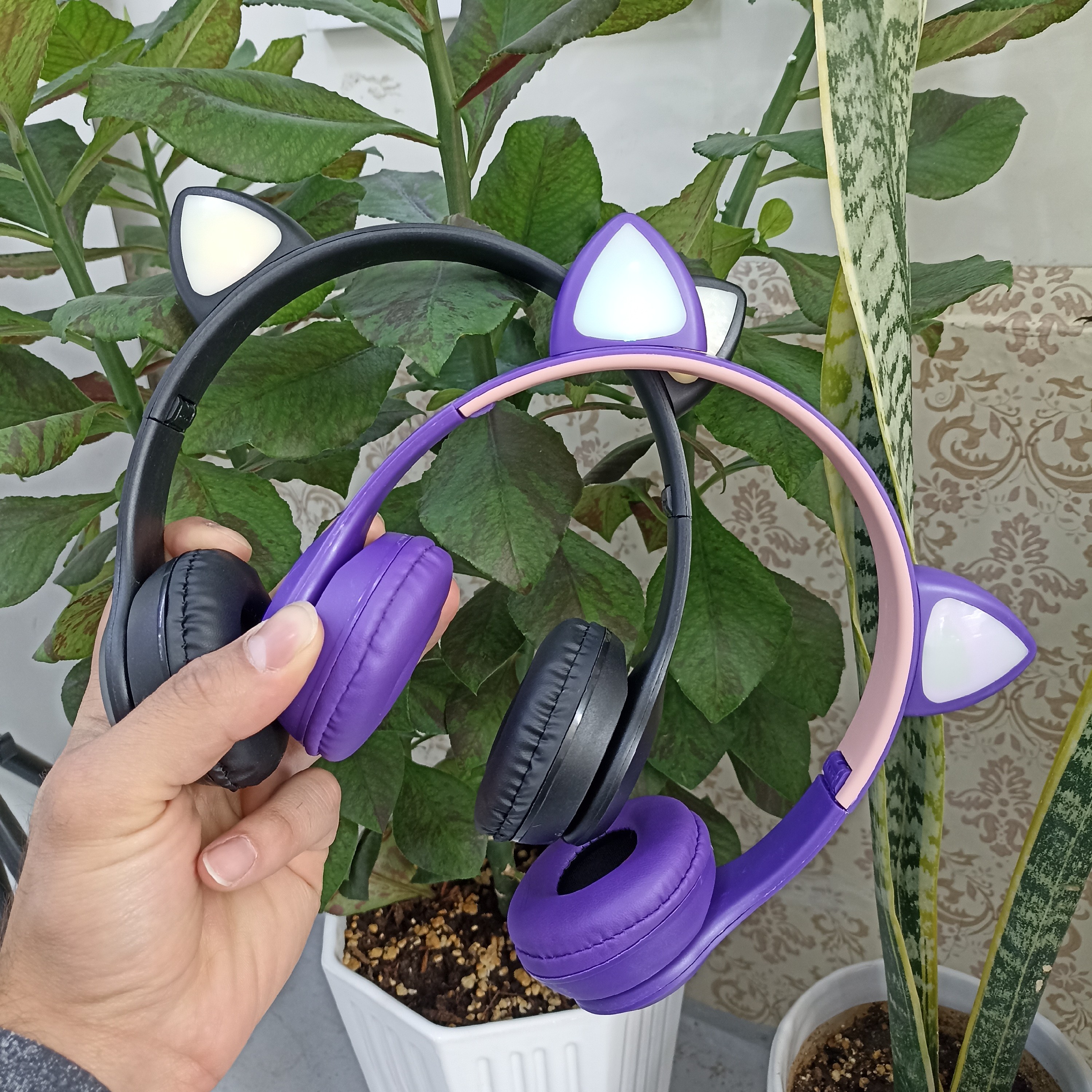هدفون خرگوشی چراغ دار