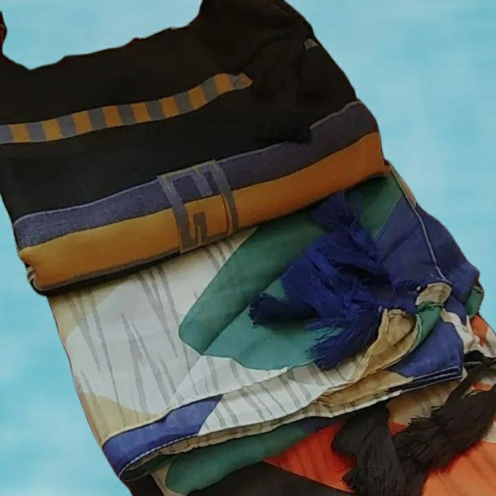 شال طرح دار