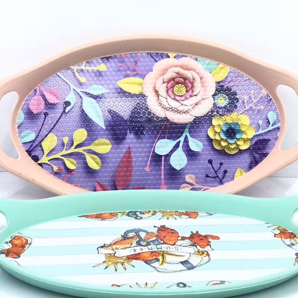 سینی بیضی کوچک ترکیه  رنگی سایز کوچک
جنس بسیار ضخیم و مقاوم و محکم 
دارای رنگ های زیبای پاستیلی 
مناسب برای همه منازل و 