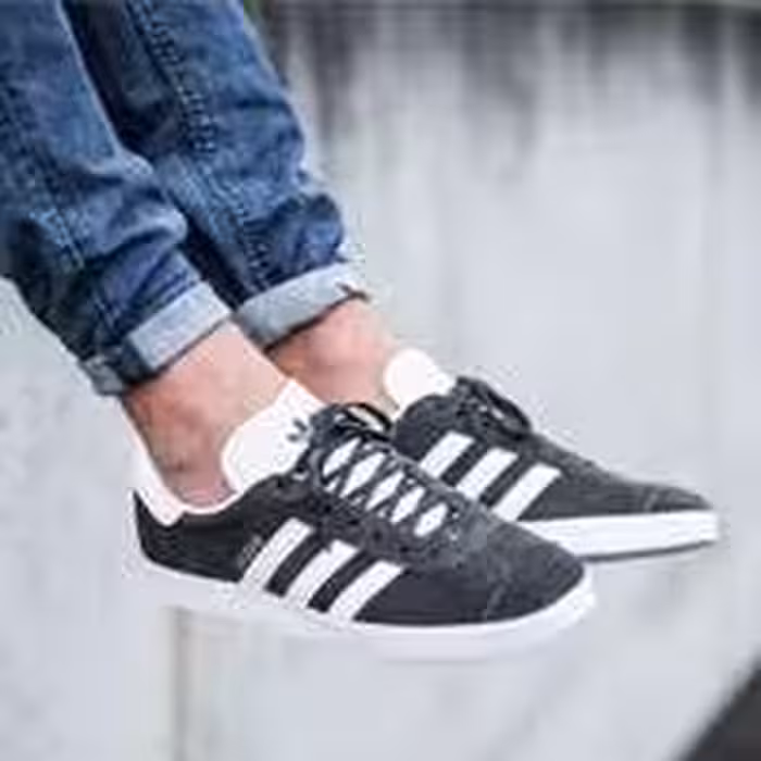 کفش کتانی آدیداس کلاسیک گزل Adidas classic gazelle