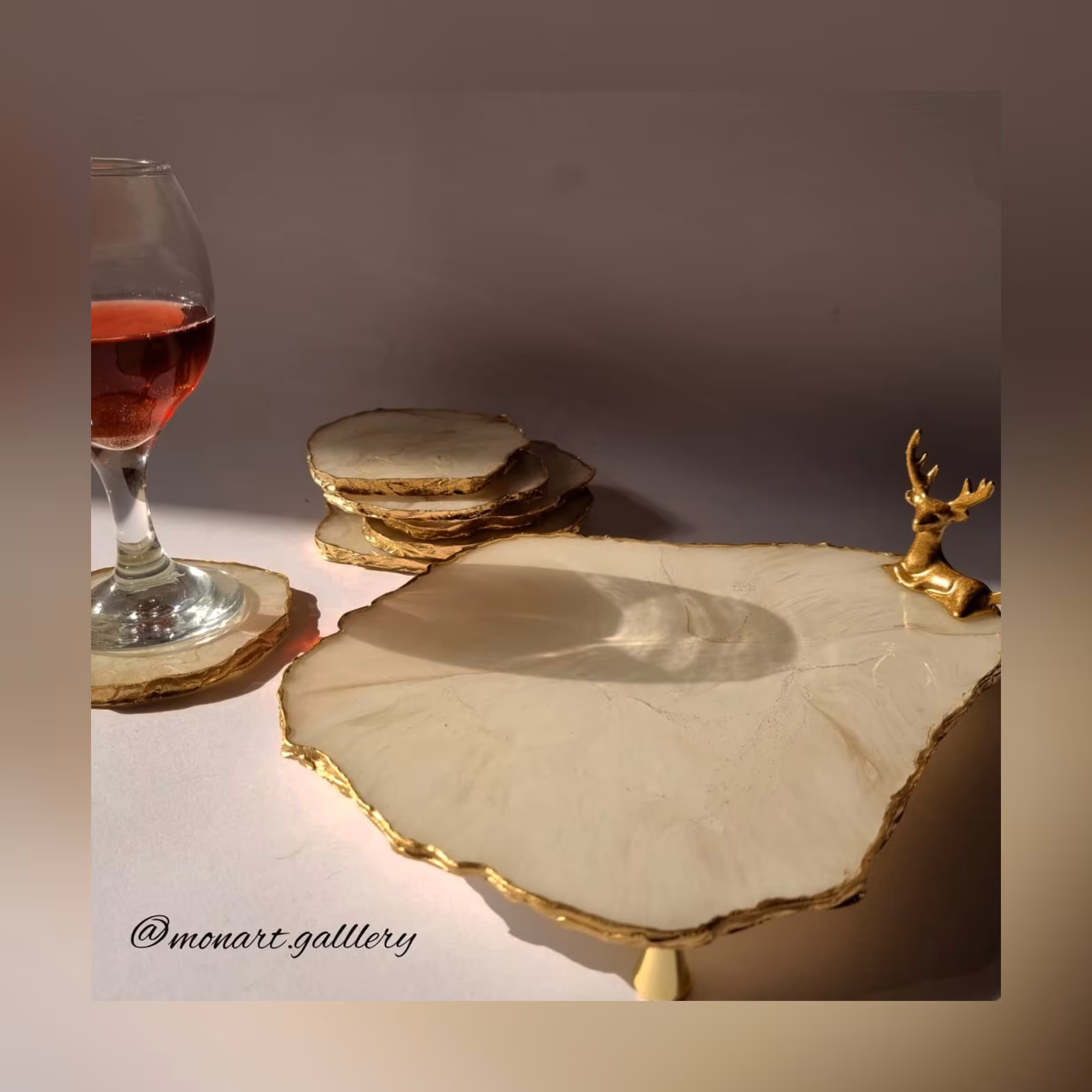 استند پذیرایی و سرو  تمام رزینی .نشکن .رنگ ثابت.قابل شستشو 