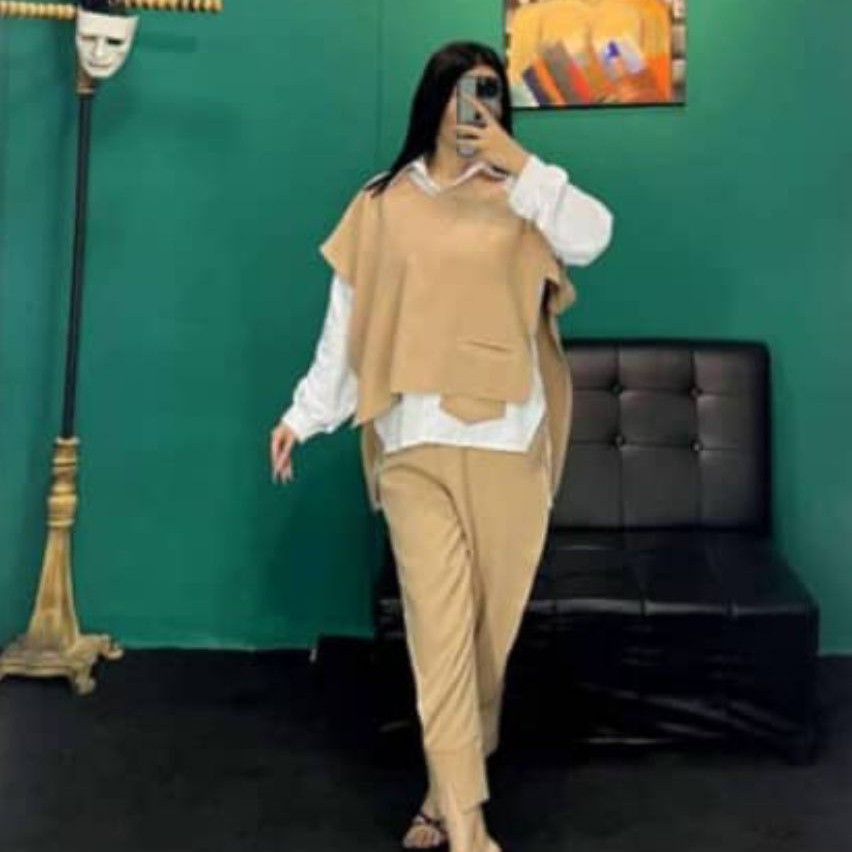 سه تیکه زنانه(بلوز شلوار.مانتو.شومیز)