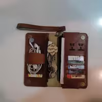 کیف دستی چرم طبیعی کیهان در یک اندازه 