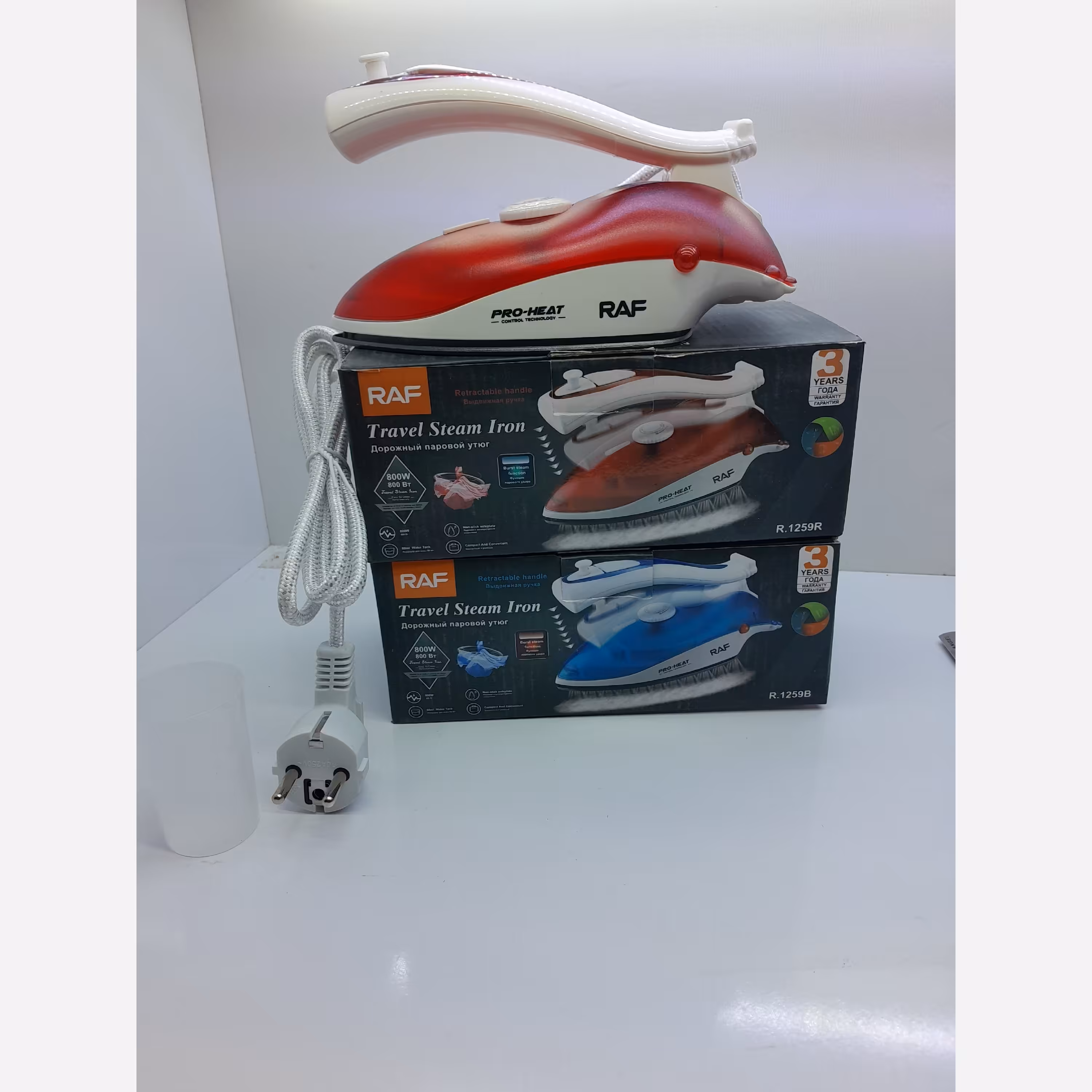 اتو  تاشو مسافرتی  اتو بخار برند راف طبق عکس  ارسال رایگان