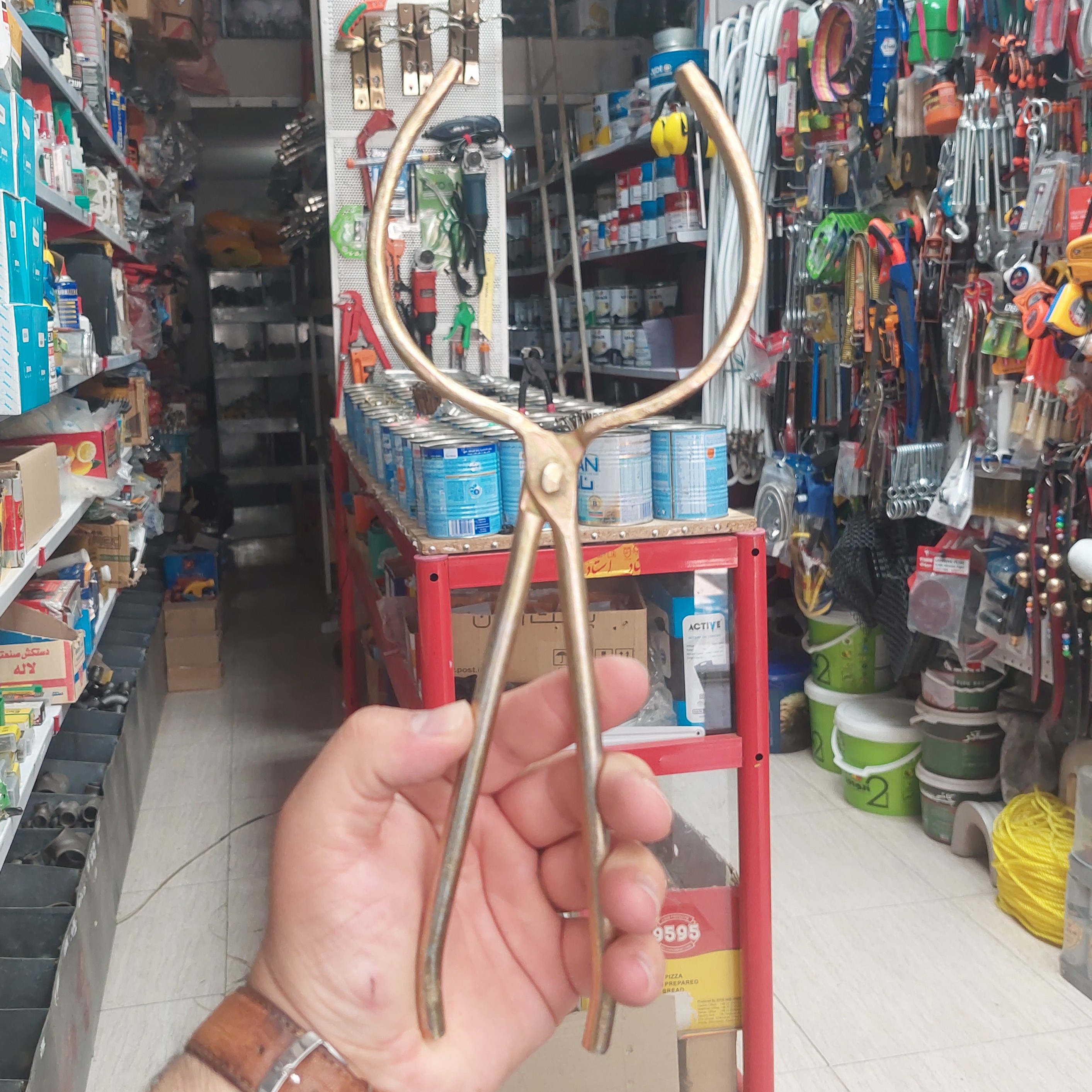 دستگیره و گیره فلزی دست ساز دیزی و کتری مسافرتی