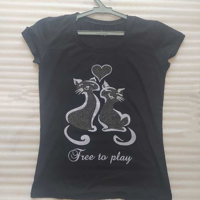 تیشرت سایز کوچک(طرح گربه)