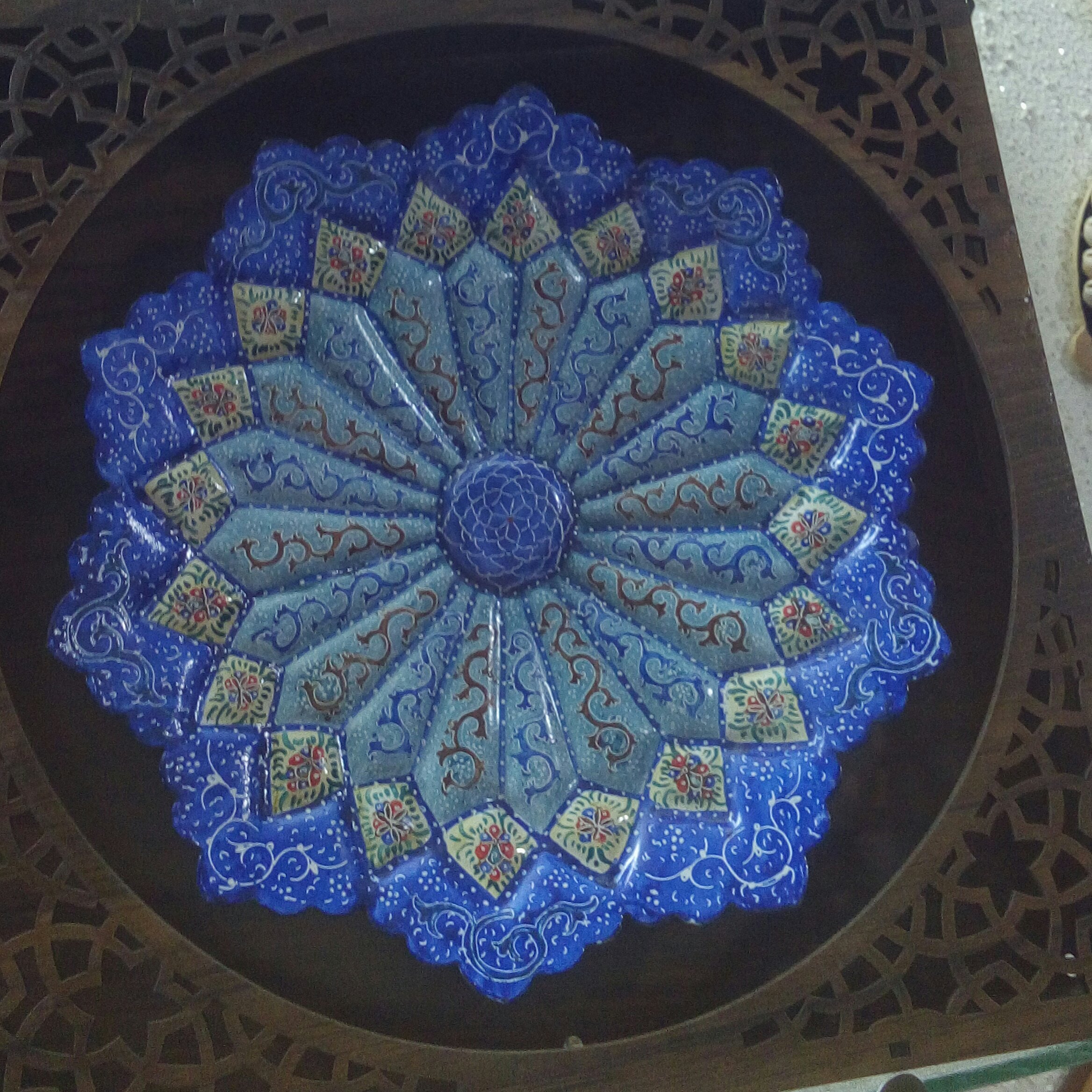 بشقاب 20 سانتی میناکاری شده (پس کرایه)