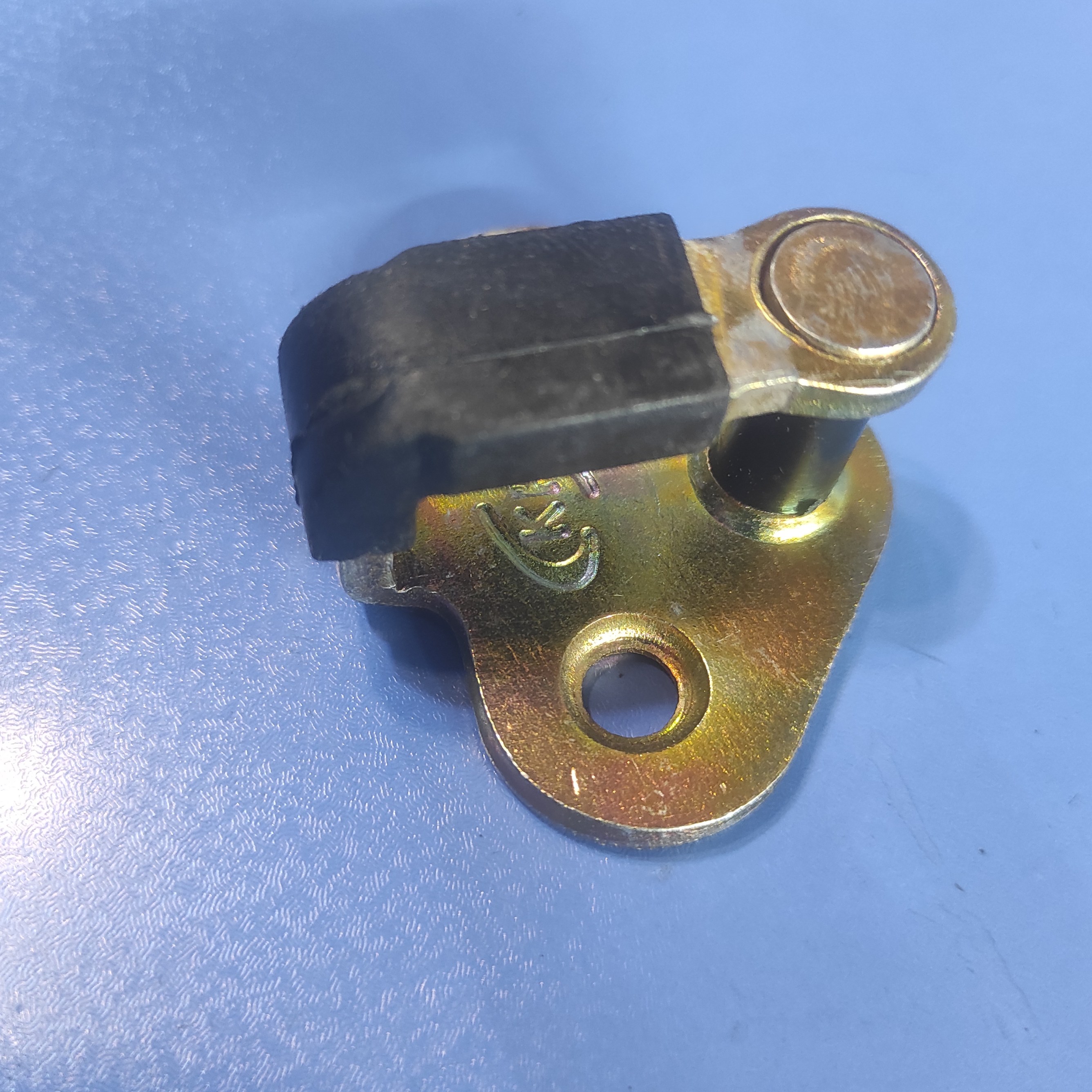 زبانه درب 405 لاستیک دار 10