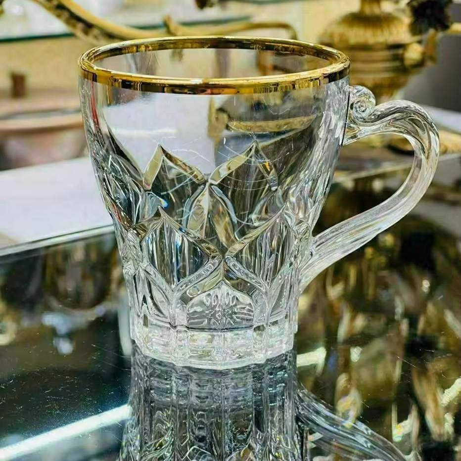 یک دست فنجان لب طلا 