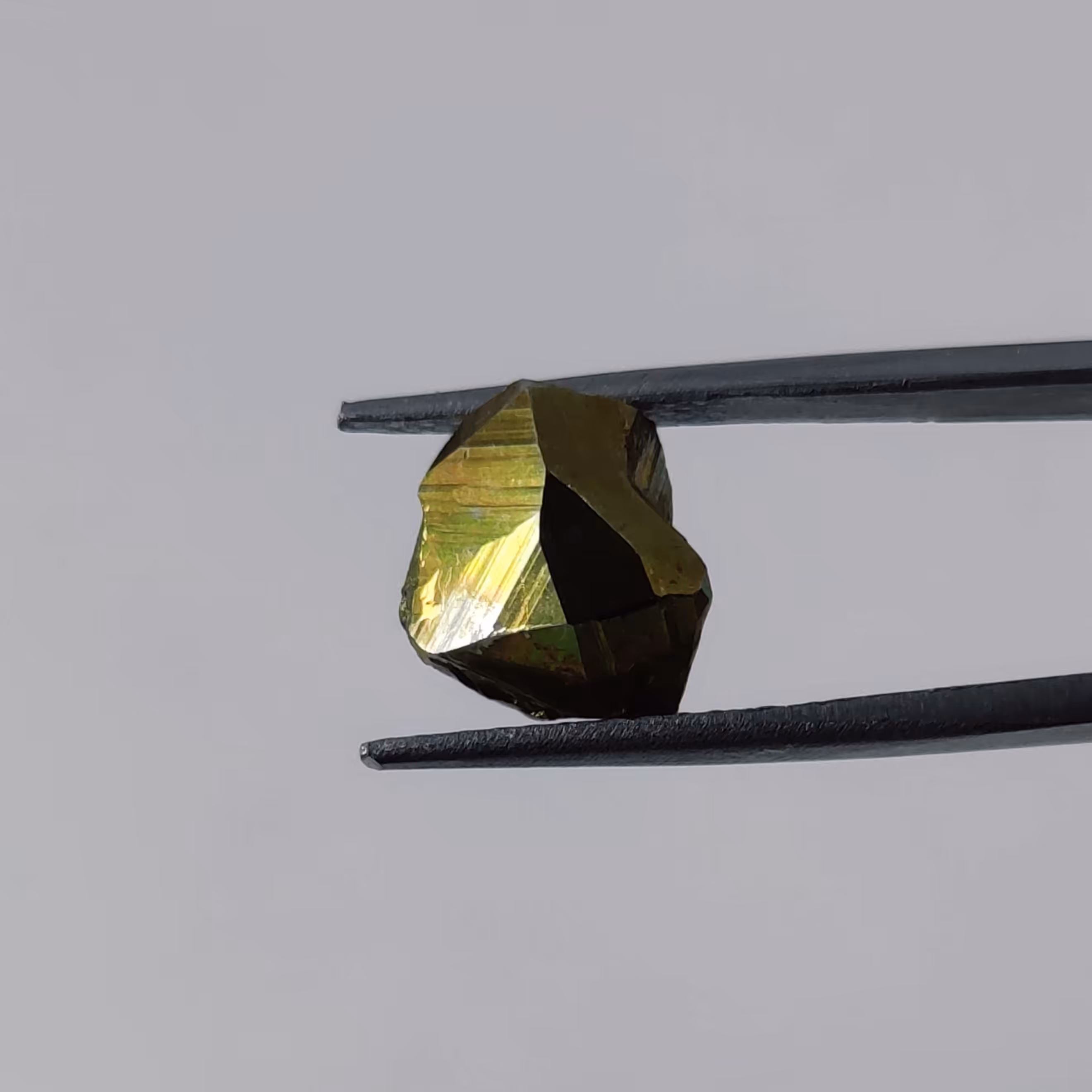 بلور وجهدار سنگ پیریت معدنی کشور اسپانیا