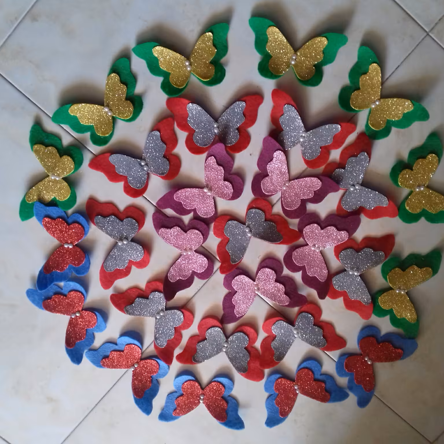 پروانه نمدی