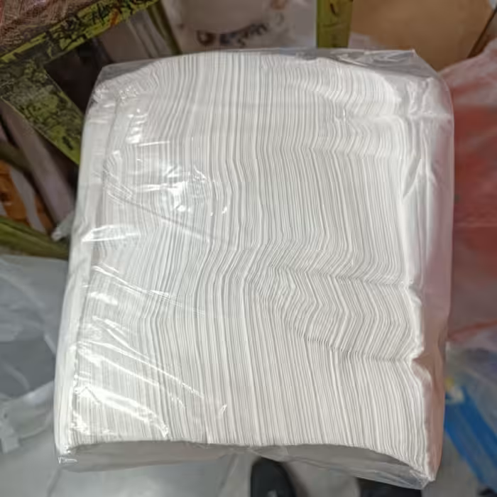 دستمال کاغذی فله  1000 برگ ( 500 برگ دولا )  جنس درجه یک تیشو خارجی بسته 16 عددی 