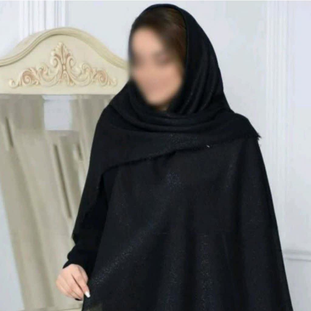 روسری مشکی لمه دار قوار بزرگ 140
دارای جعبه ویژه هدیه - ارسال رایگان