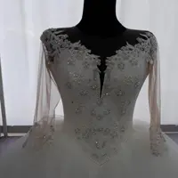 لباس عروس آستیندار کار شده یقه جناغی