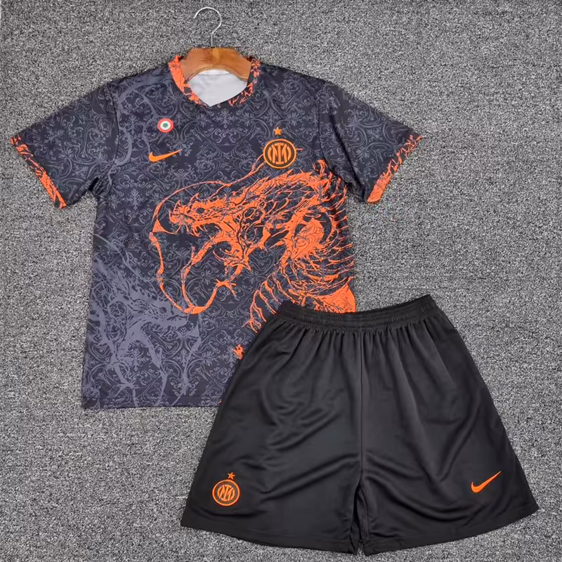 کیت باشگاهی اینترمیلان ایتالیا