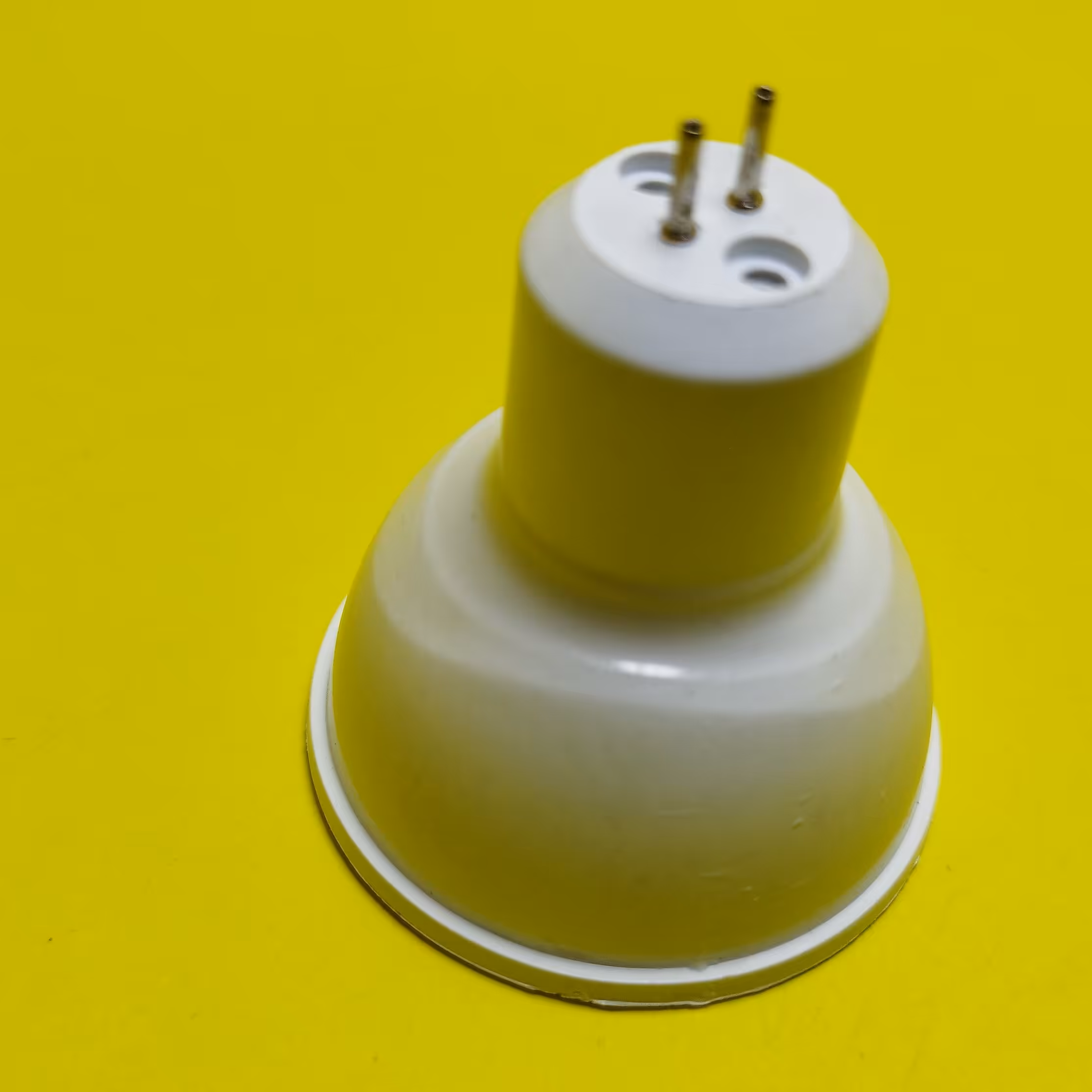 لامپ هالوژن 3وات پایه سوزنی (کارتن 200 تایی )