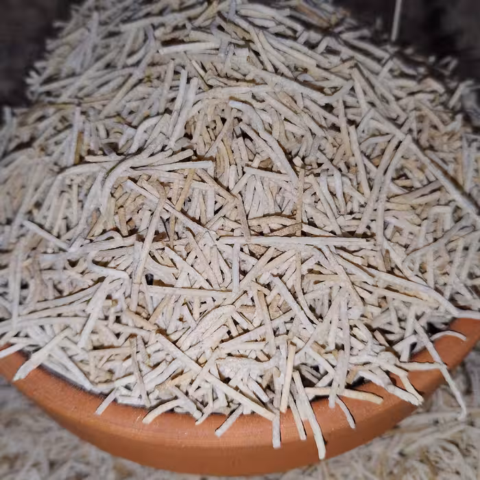 رشته پلویی برش محلی با ارد سبوس دار   دو نوع 