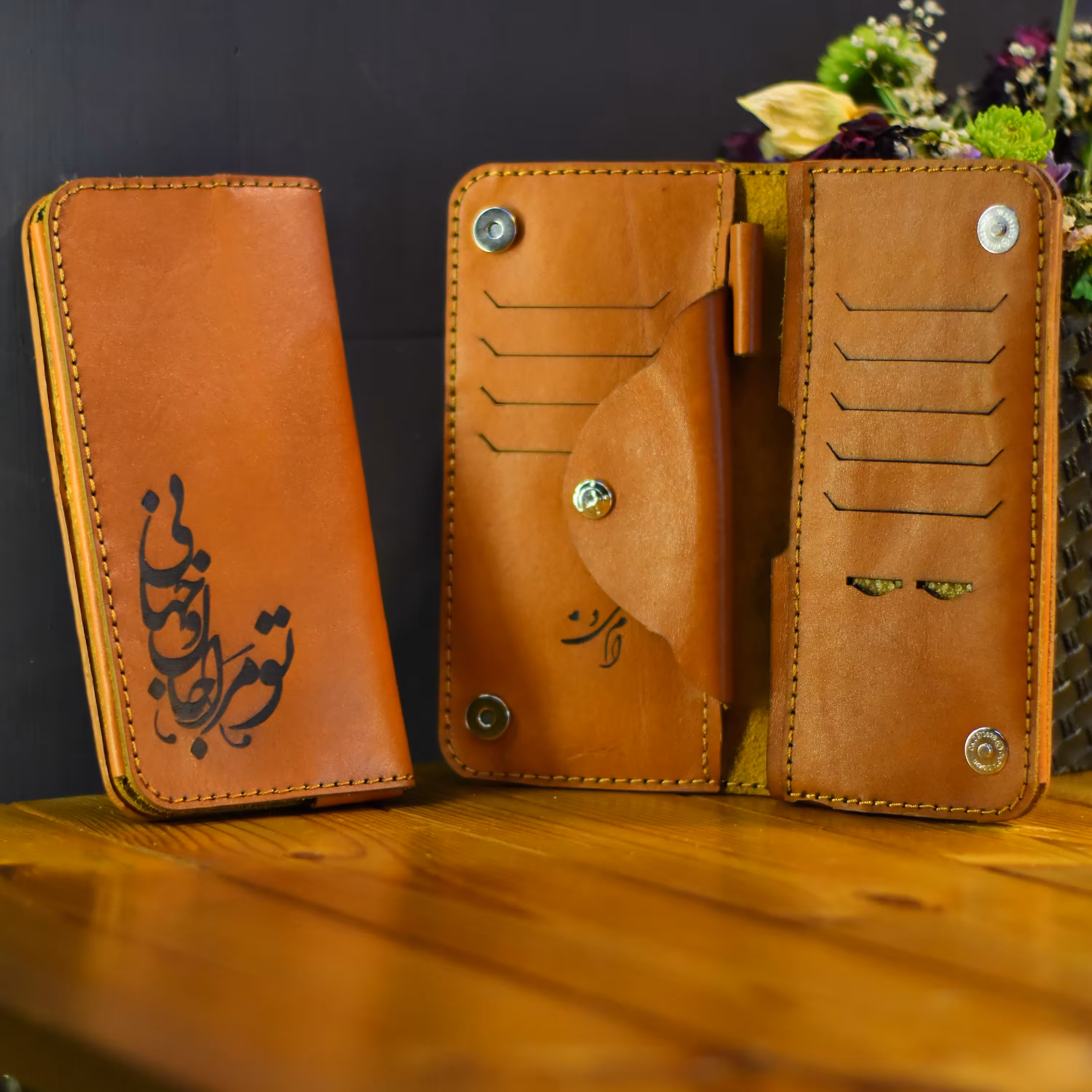 کیف پول چرم گاوی با حک متن