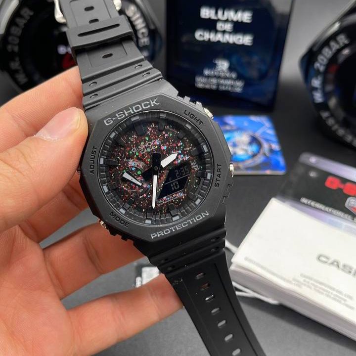 ساعت جیشاک 2100 ضد اب