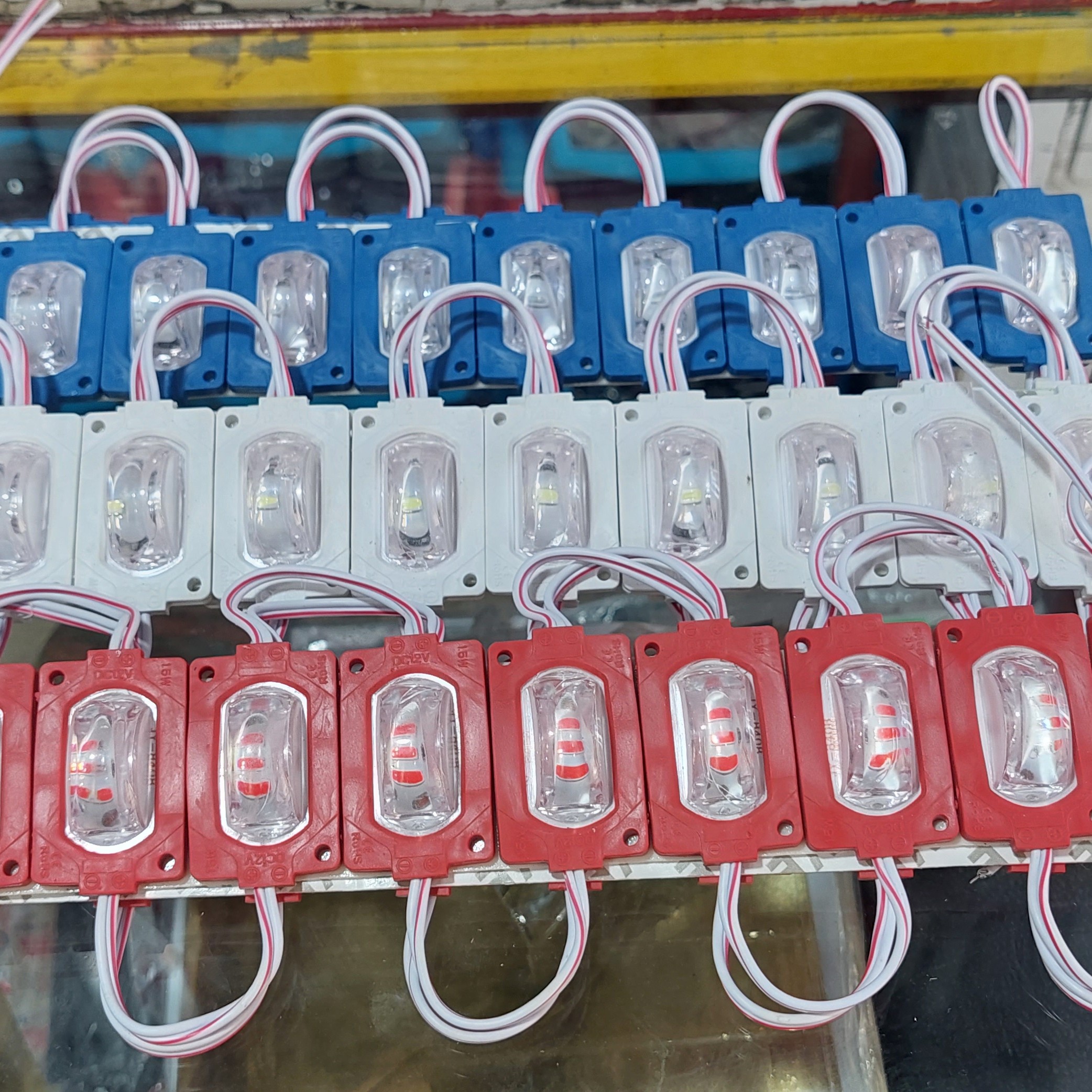 رقص نور تخم مرغی