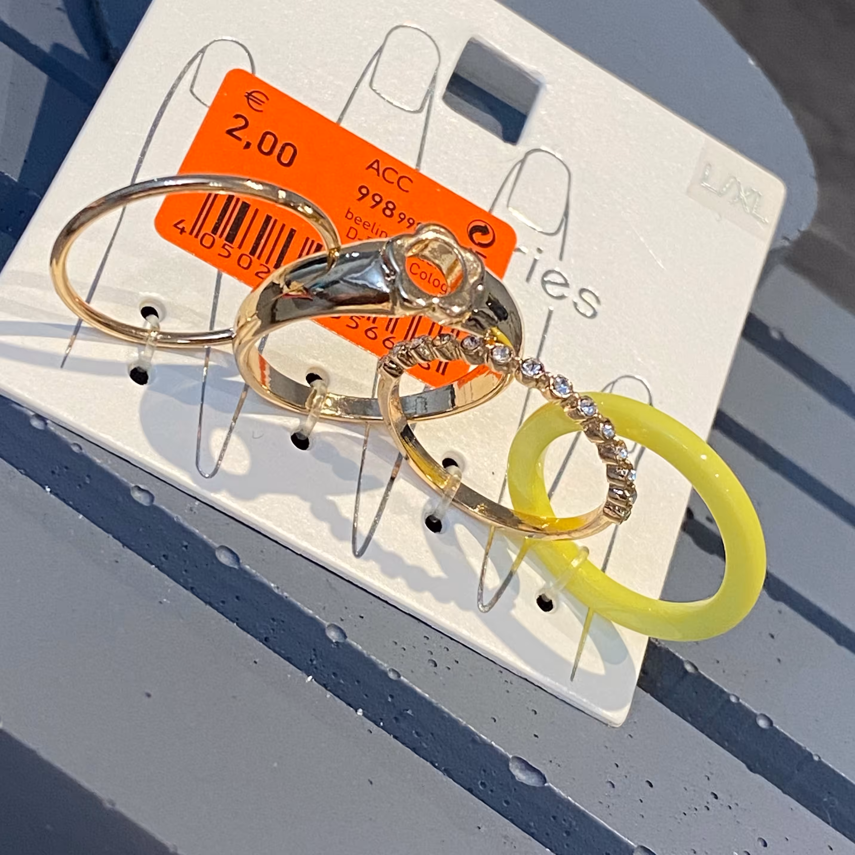 پک 4 تایی انگشتر بسیار خاص و زیبا بینظیر در دست مناسب مادو