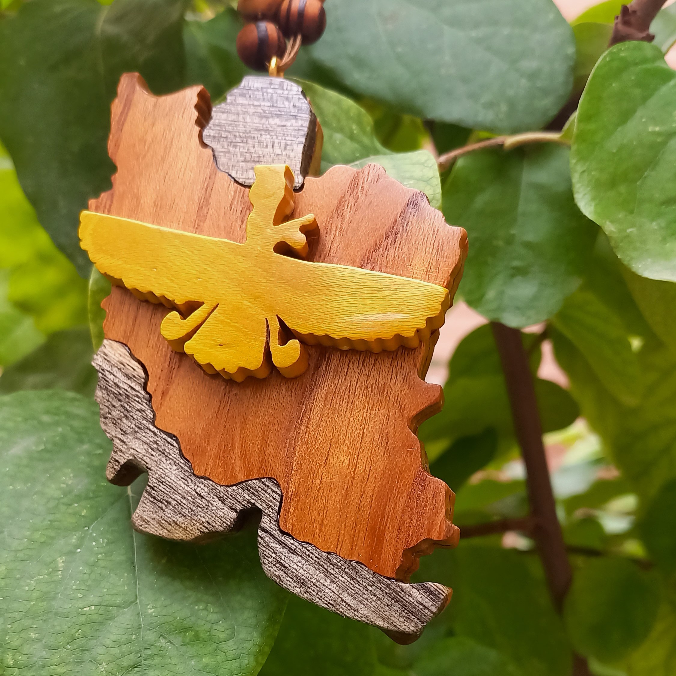 گردنبند چوبی ایران