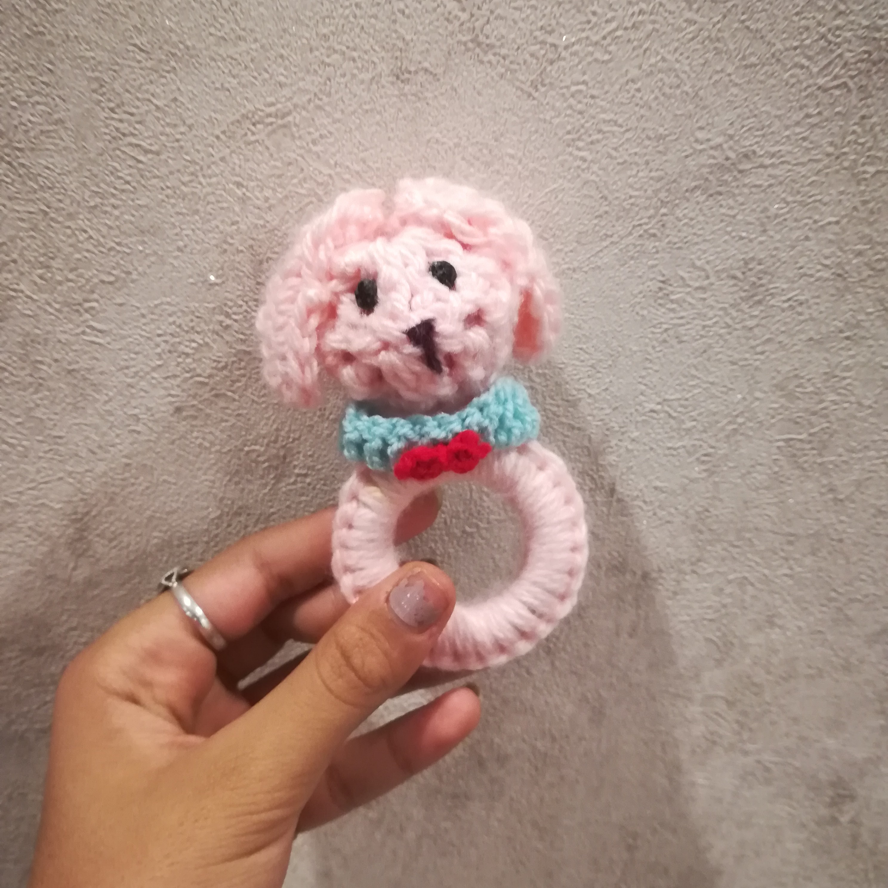 جغجغه بافتنی نوزاد طرح خرگوش صورتی 