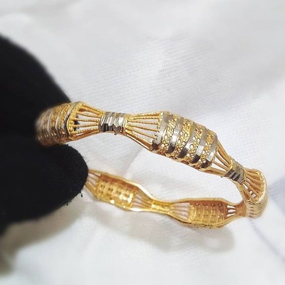 النگو طرح خلیجی با جنس برنج کاملا مشابه طلا و ثبات رنگ عالی سایز یک