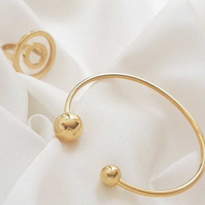 دستبند و انگشتر  اسپرت