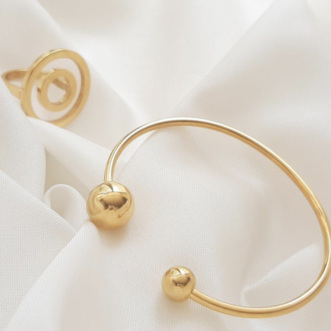 دستبند و انگشتر اسپرت