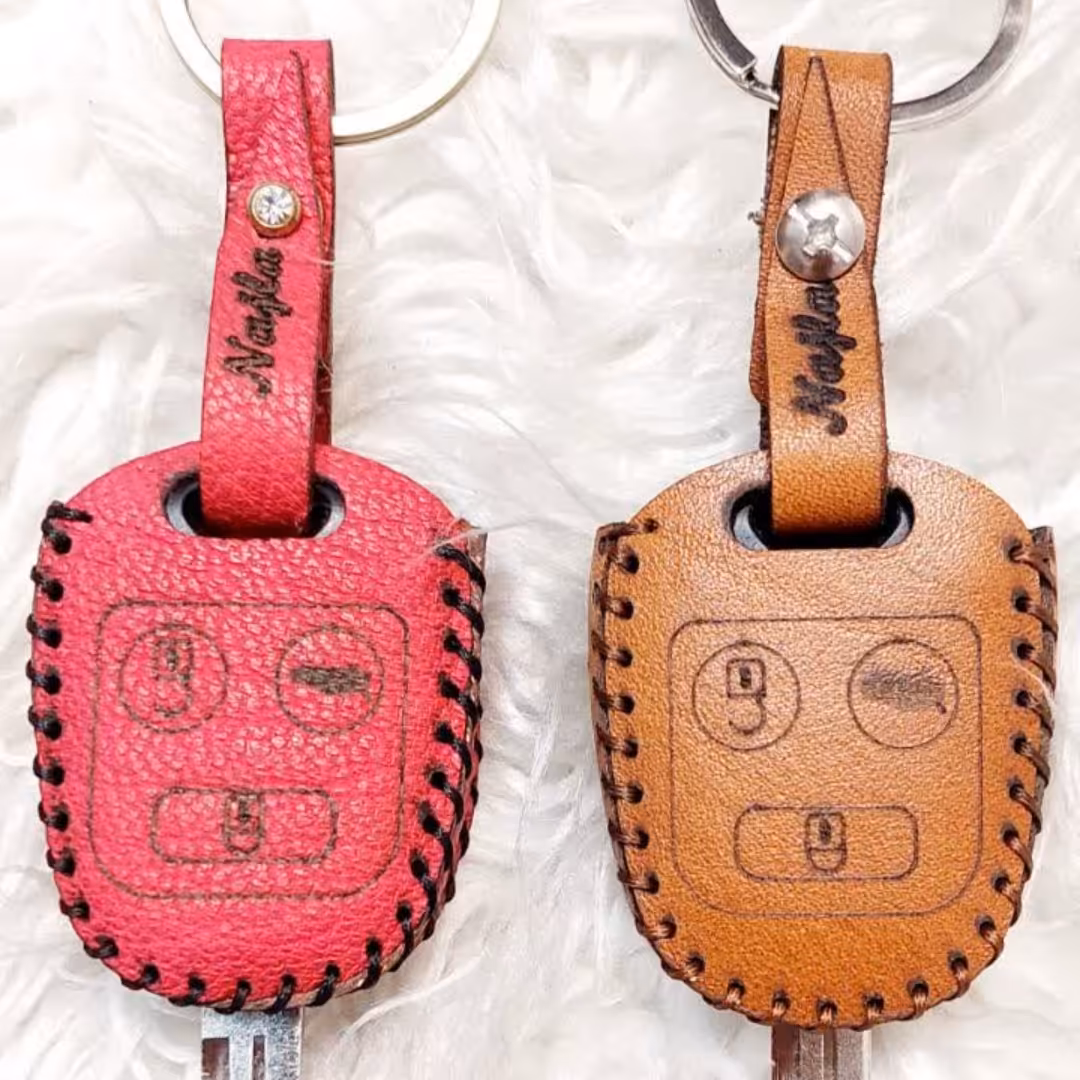 کاور سوییچ کوییک دست دوز با چرم طبیعی گاو 