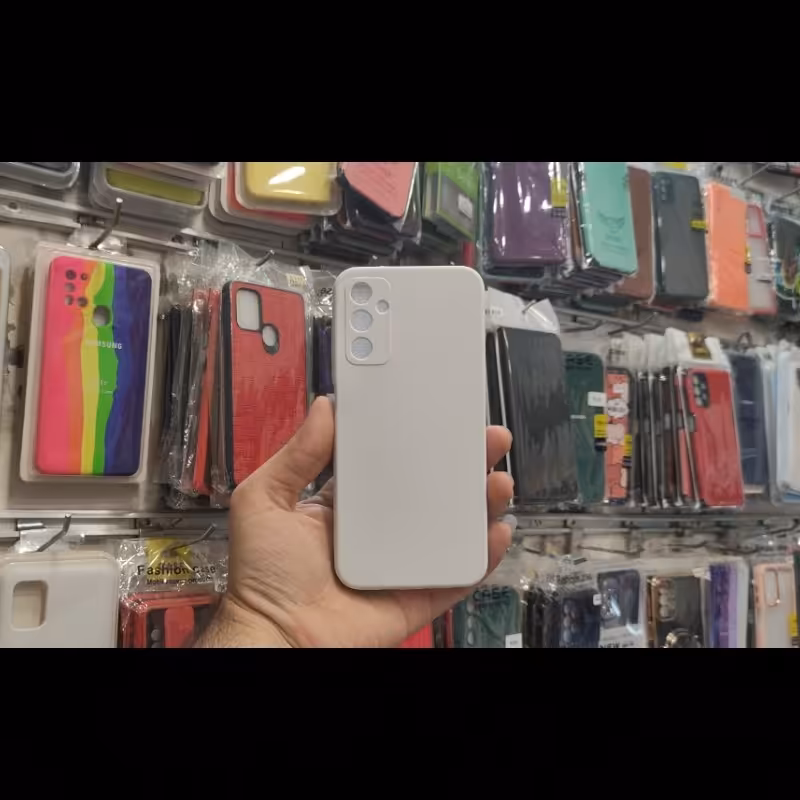 گارد سیلیکونی اورجینال پاک کنی سامسونگ A24 رنگ سفید